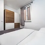 דירה Apartment Beach Baska באסקה