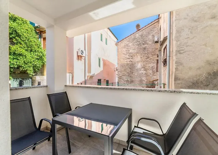 Apartment Beach Baska * Baska (Krk)